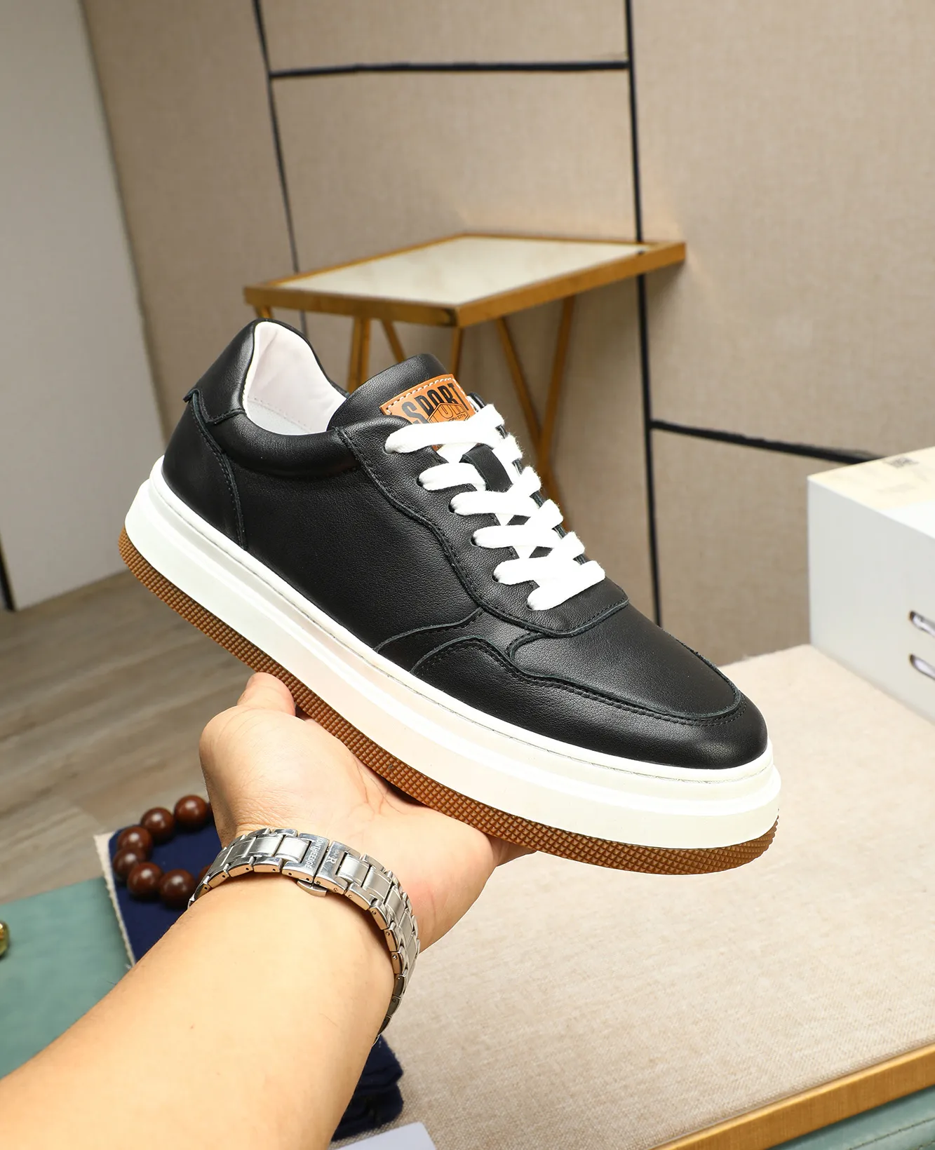 Men's men's shoes 💰440 high-end version. PRADA (Prada) men's casual style, compare the quality at the counter 🧚🏿♂️Imported cowhide fabric 🐎Water-dyed comfortable and soft cowhide lining for feet 🐂Genuine leather outsole with label 🎉 Size 38-44. Can be customized for 45💥🏆